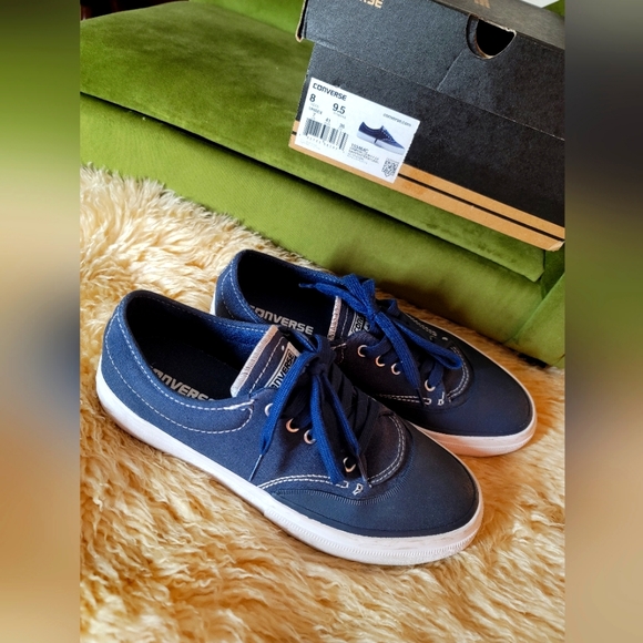 Converse Other - Converse Crimson Canvas Ox Men's shoes Navy Blue/White Light Used With Box